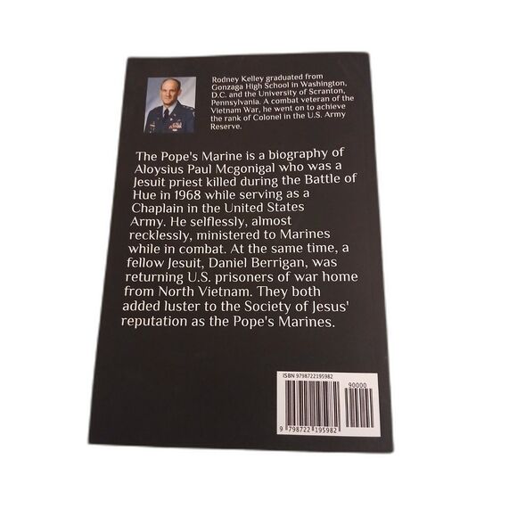 The Pope's Marine Aloysius Paul McGonigal, SJ 1921-1968 paperback Rodney Kelley - Picture 3 of 3